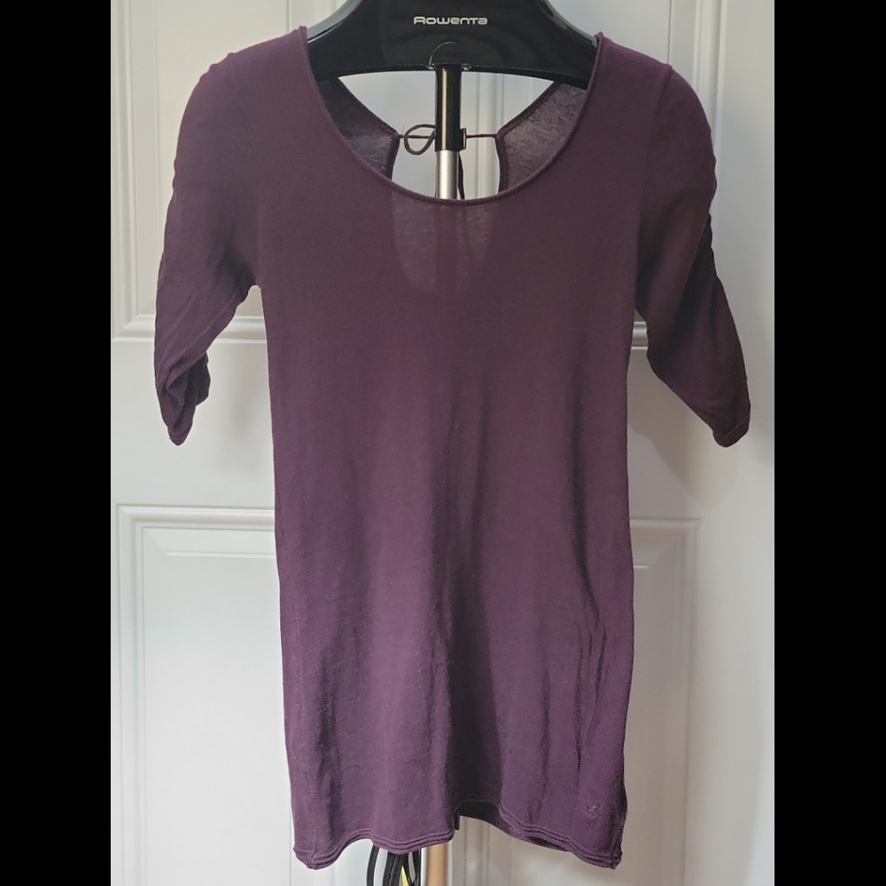American eagle top size small